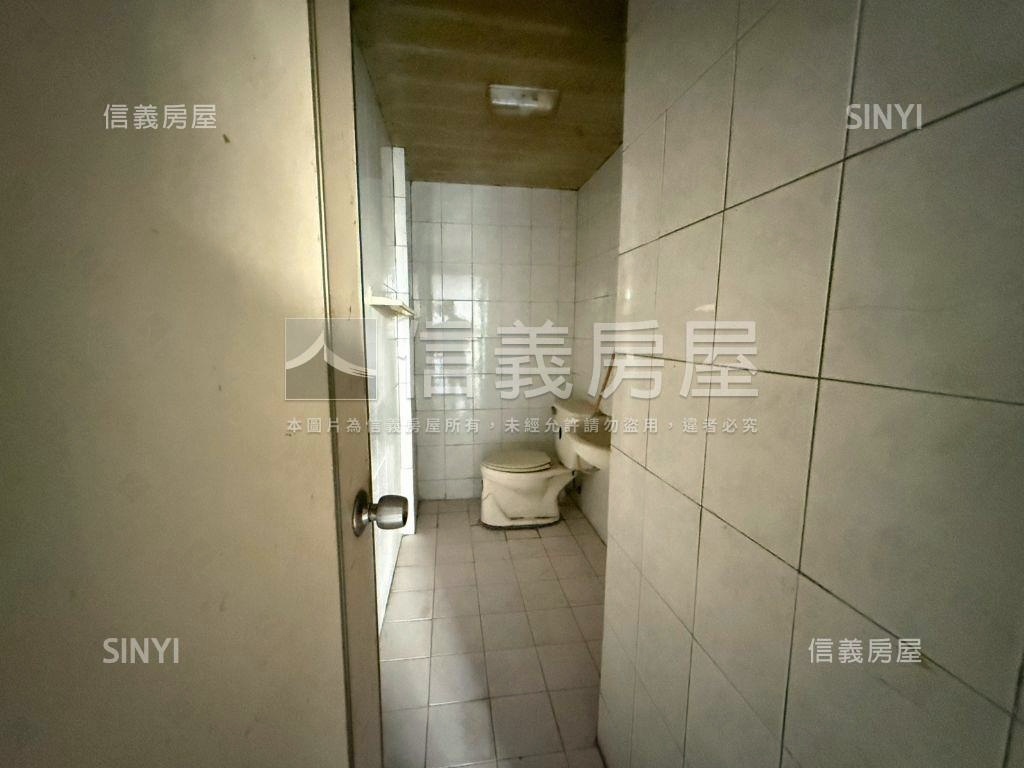 新市大營ｘ待整修透天房屋室內格局與周邊環境