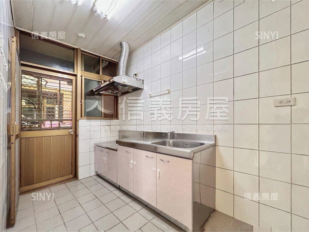 昌平台北大城三房房屋室內格局與周邊環境