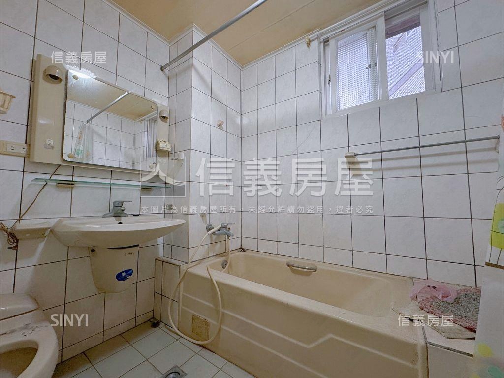 藝文稀有大空間透天房屋室內格局與周邊環境