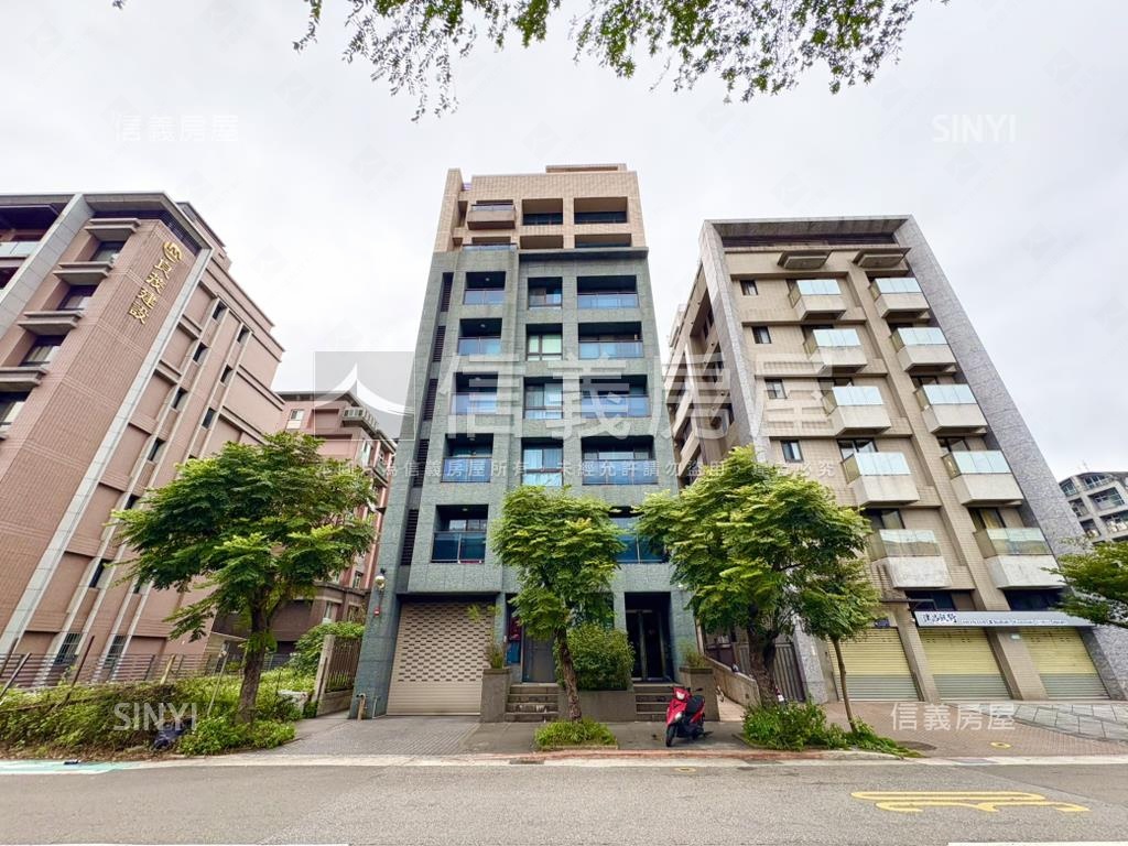 南京三房車位溫馨宜人房屋室內格局與周邊環境