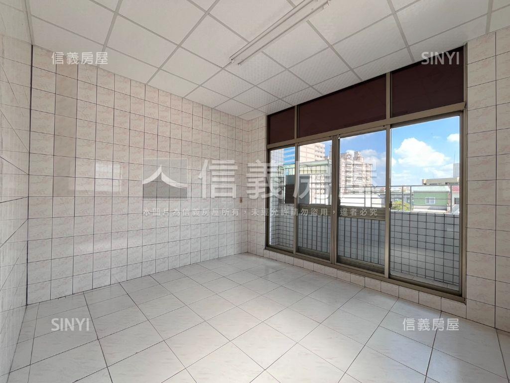 東區近南紡優質透天房屋室內格局與周邊環境