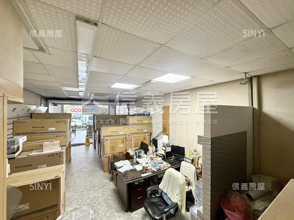 三多三路正四樓面寬店霸房屋室內格局與周邊環境