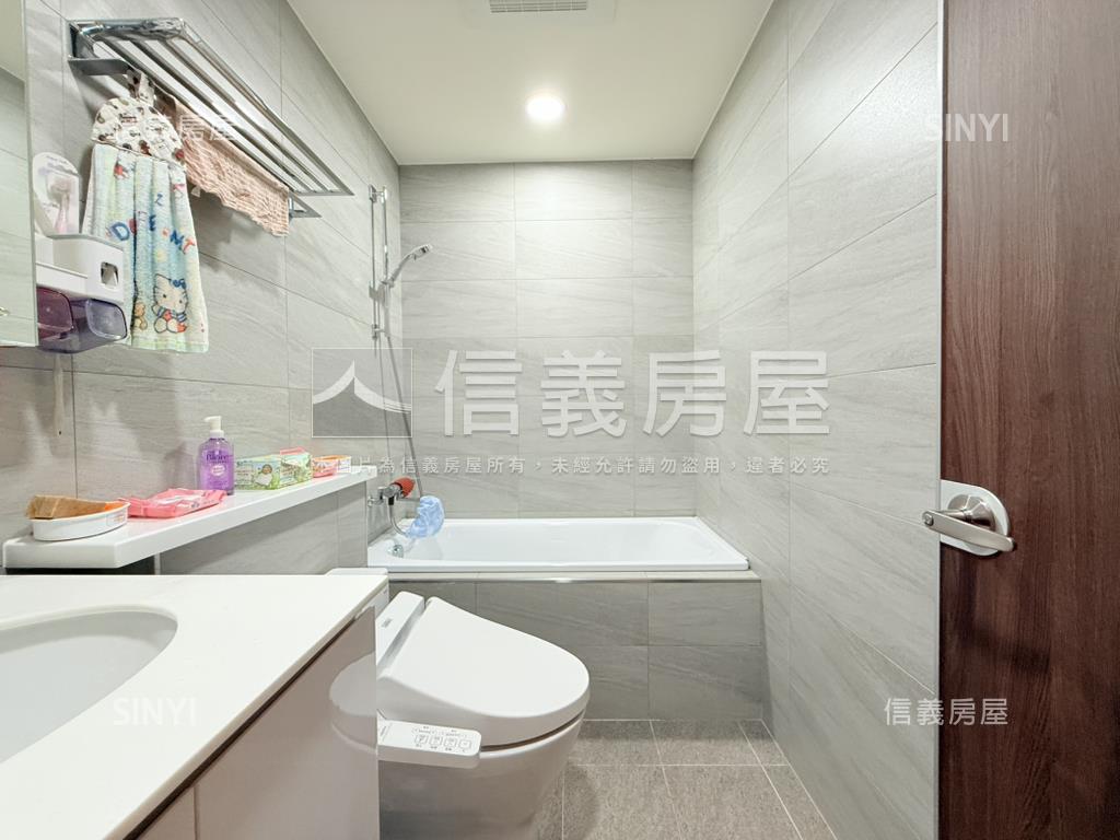 國王之森溫馨３房車位房屋室內格局與周邊環境