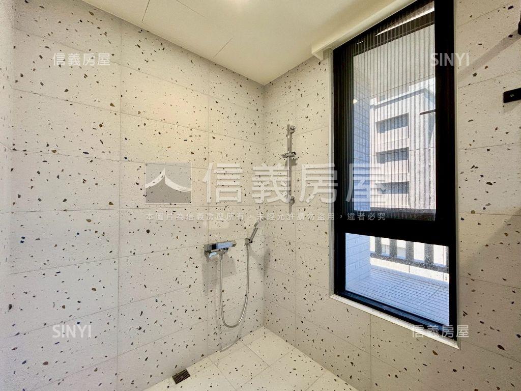 時代花園質感裝潢大３房房屋室內格局與周邊環境