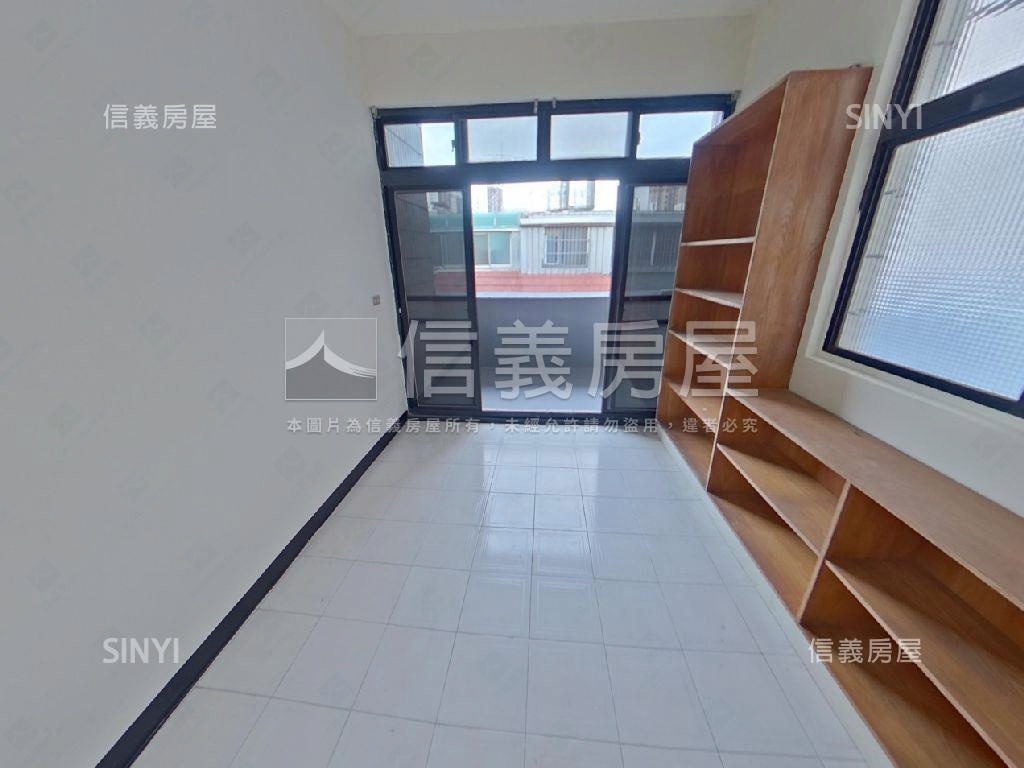 近平鎮國高中五房優質透天房屋室內格局與周邊環境