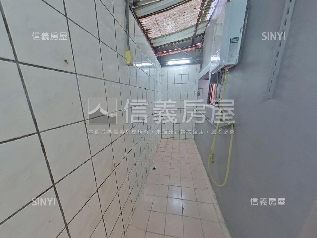 近平鎮國高中五房優質透天房屋室內格局與周邊環境