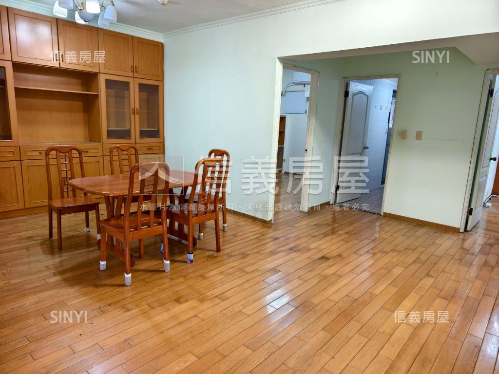 西區全友三房空屋好帶看房屋室內格局與周邊環境