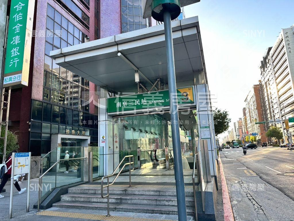 南京三民坡平大車位一房屋室內格局與周邊環境