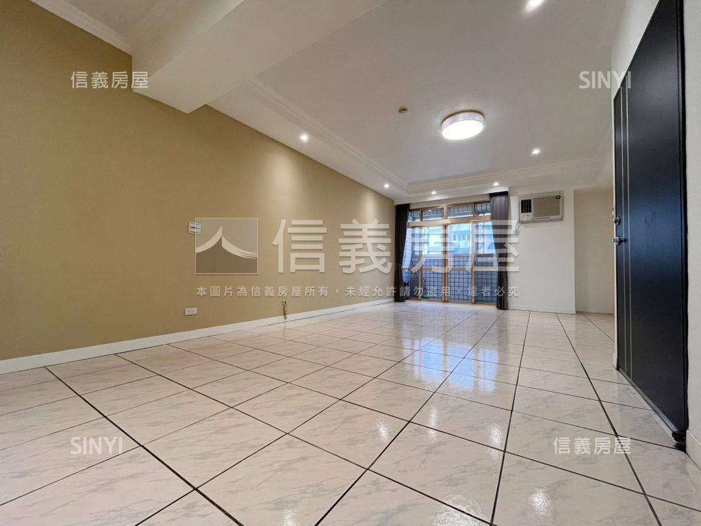 美麗星城採光亮眼三房車位房屋室內格局與周邊環境