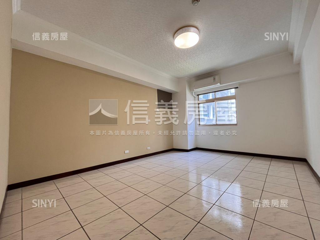 美麗星城採光亮眼三房車位房屋室內格局與周邊環境