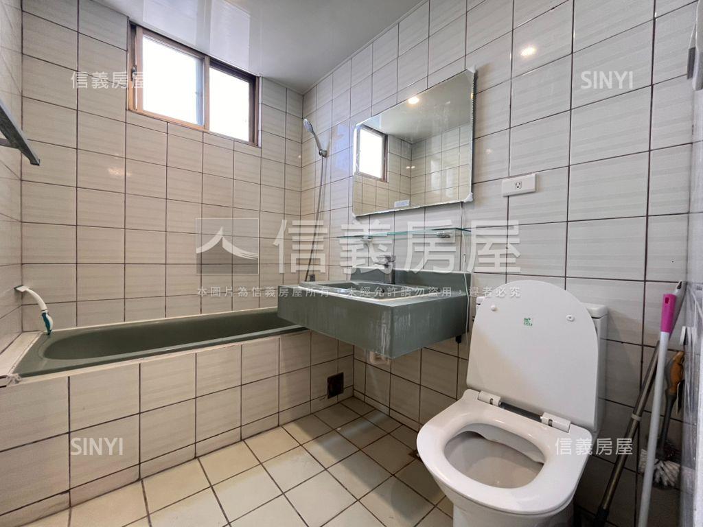 美麗星城採光亮眼三房車位房屋室內格局與周邊環境