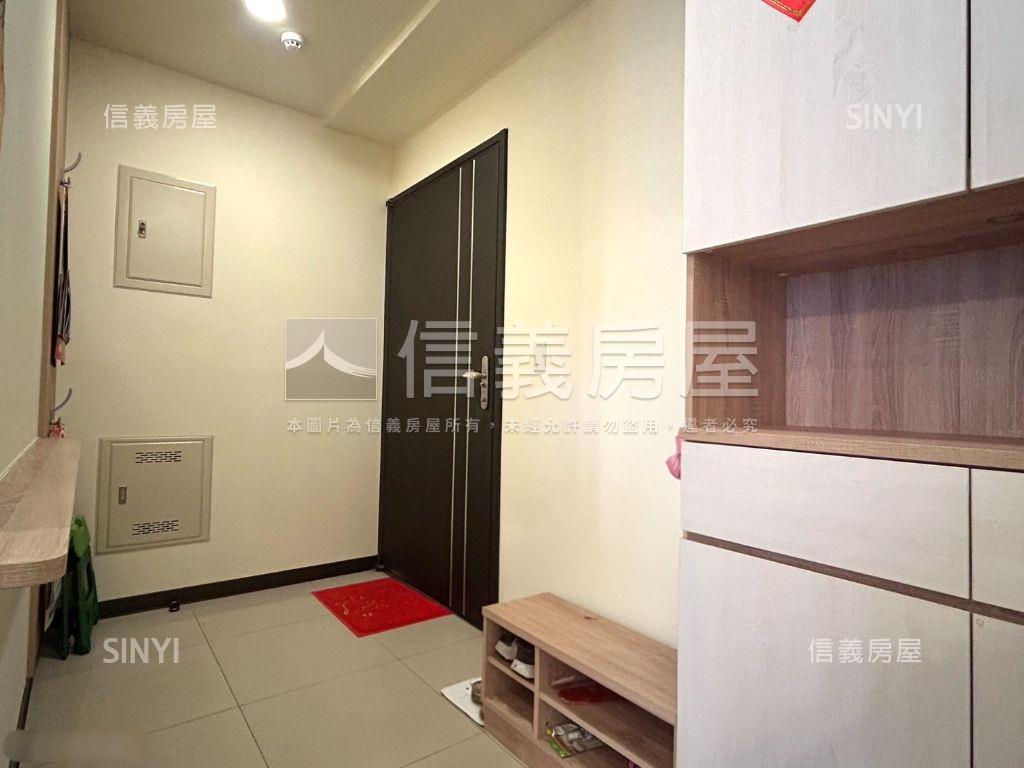 文青幽靜質感三房車位房屋室內格局與周邊環境