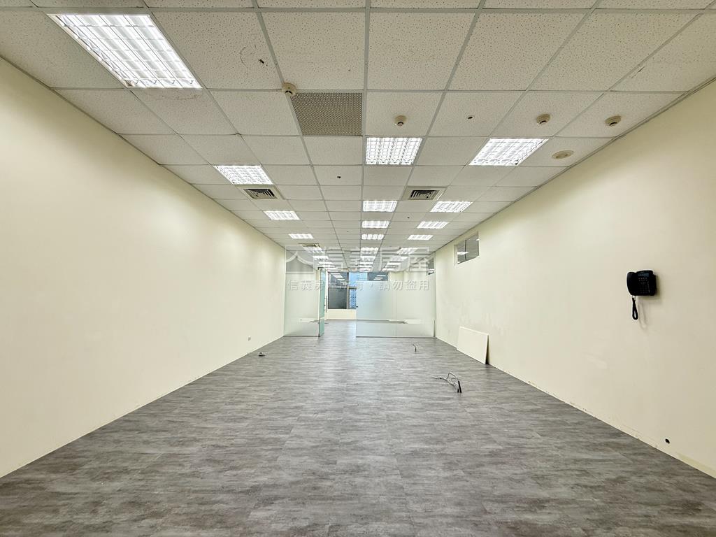 遠雄Ｕ－ＴＯＷＮ菁英總部房屋室內格局與周邊環境