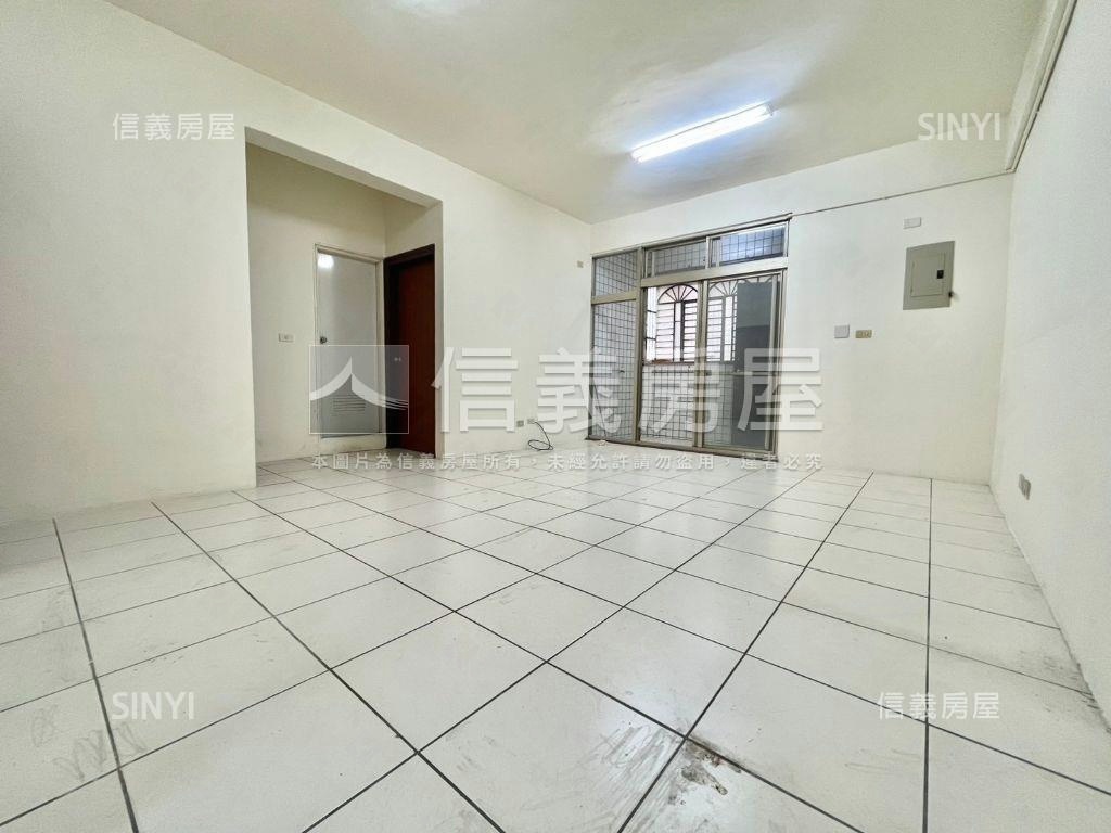 低總價新埔市區美三房房屋室內格局與周邊環境