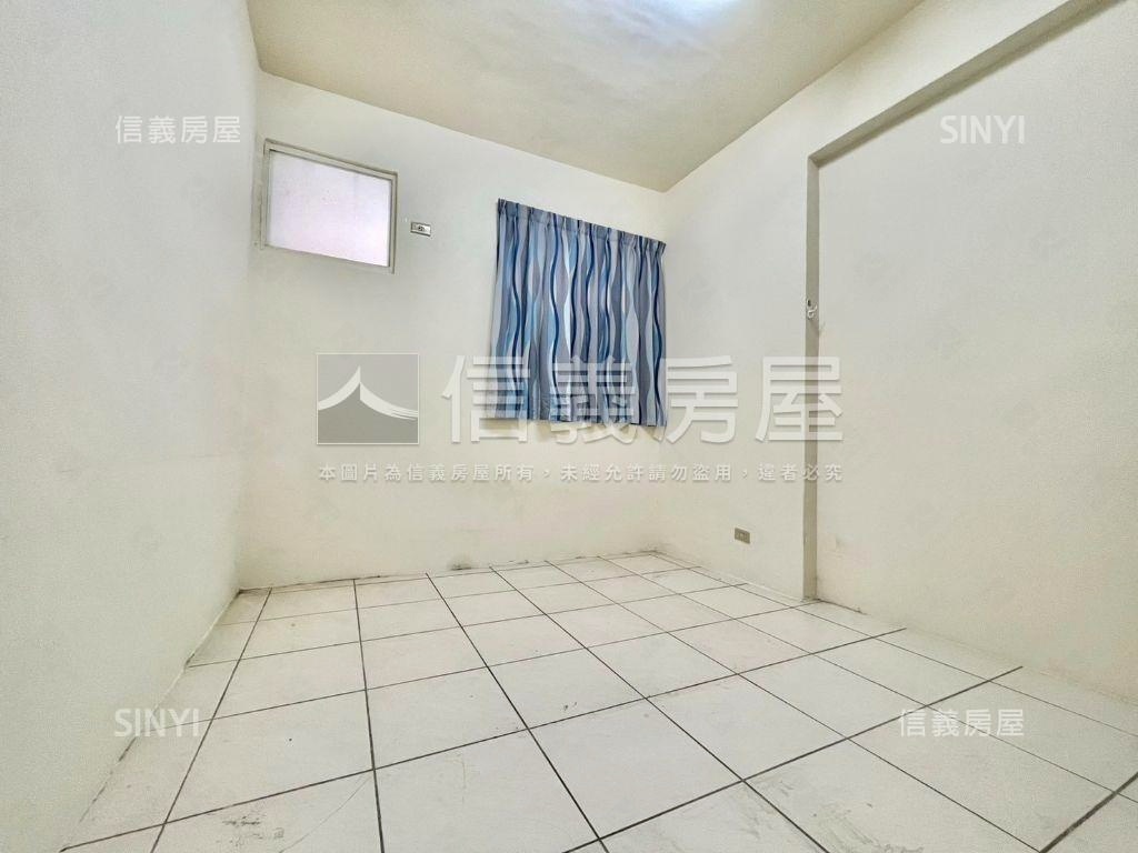 低總價新埔市區美三房房屋室內格局與周邊環境