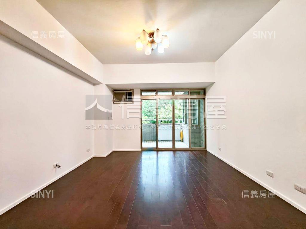 河岸旁銘家方正美屋房屋室內格局與周邊環境