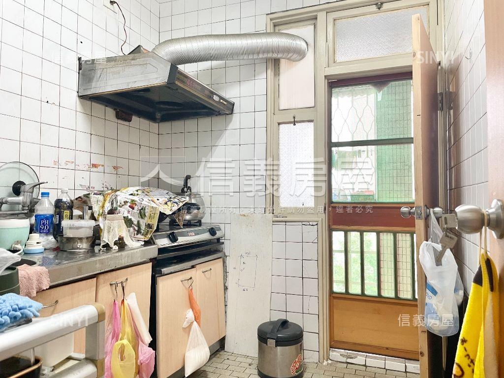近忠孝夜市美寓房屋室內格局與周邊環境