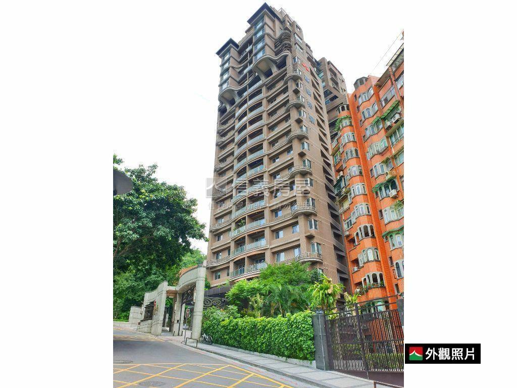 專任帝景面１０１美景高樓房屋室內格局與周邊環境