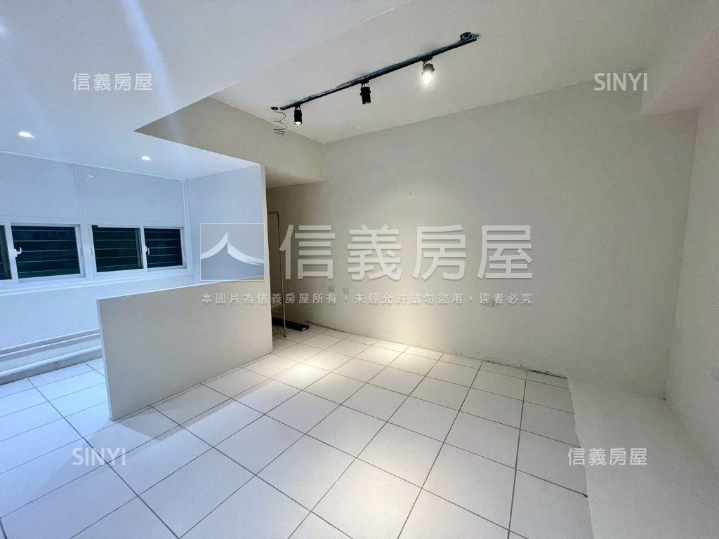 邁阿密‧舒適樓中樓＋車位房屋室內格局與周邊環境