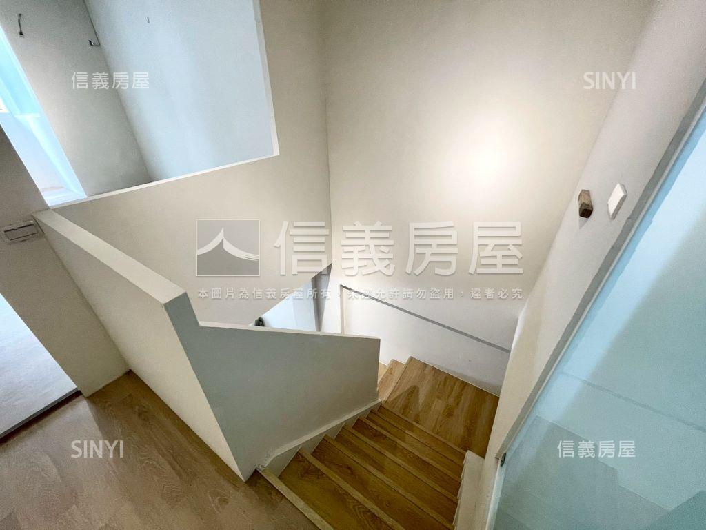 邁阿密‧舒適樓中樓＋車位房屋室內格局與周邊環境