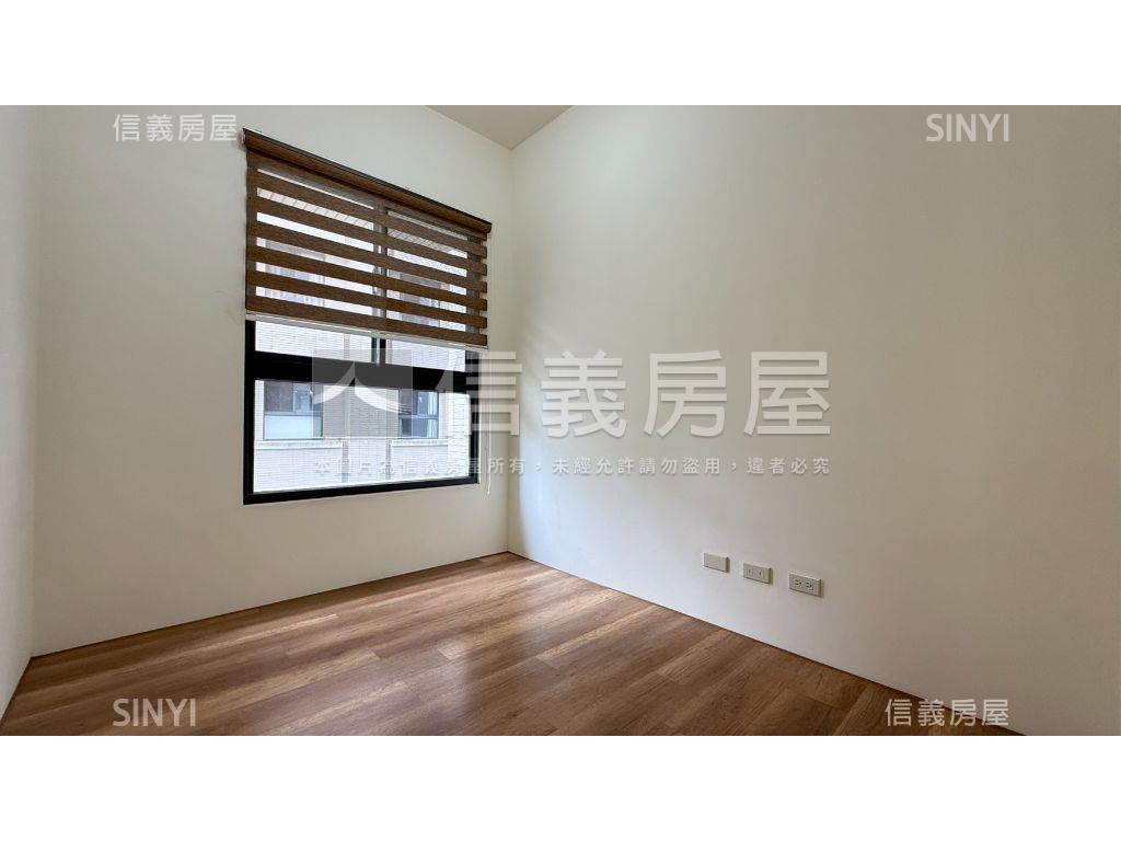 九月採掬朝南三房平車房屋室內格局與周邊環境