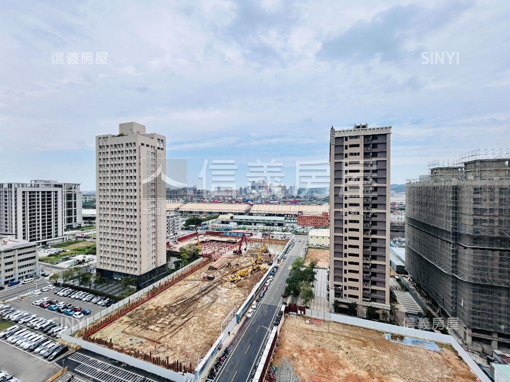 自遊人時上２房車位房屋室內格局與周邊環境