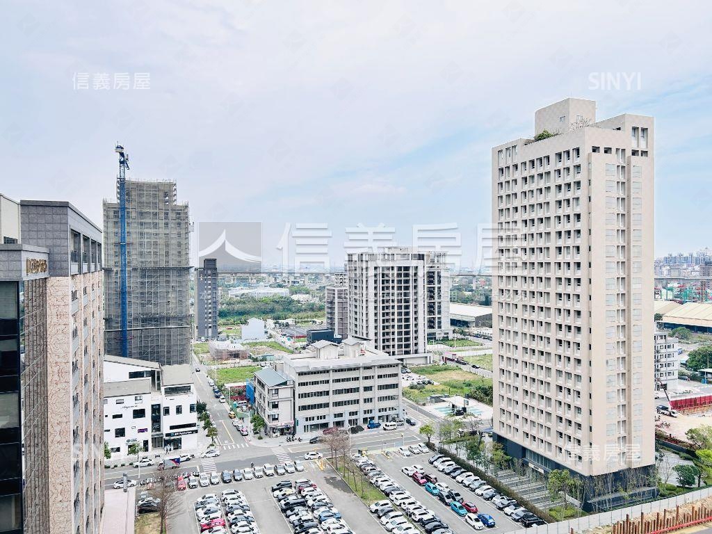 自遊人時上２房車位房屋室內格局與周邊環境