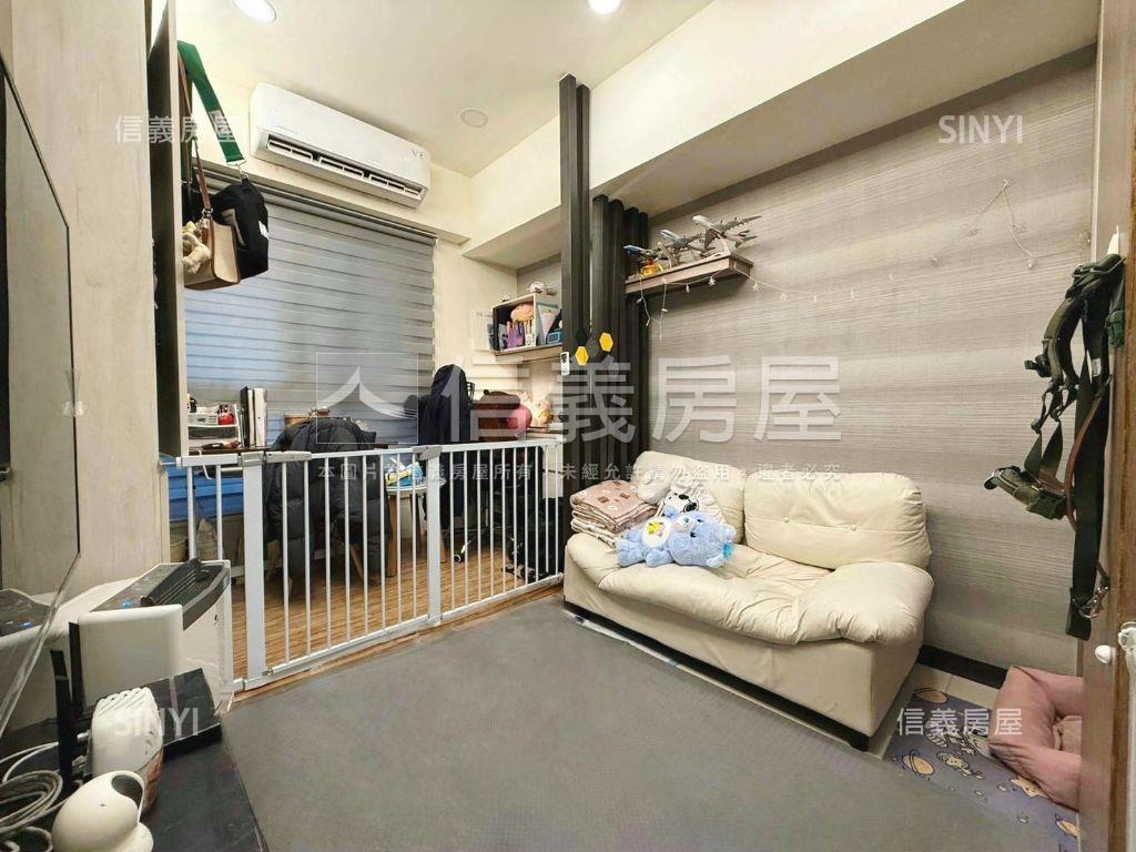 祥潤峰邑‧稀有一房車位房屋室內格局與周邊環境