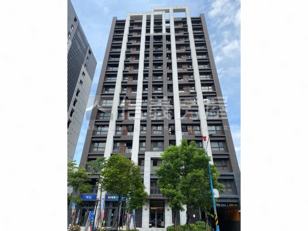 祥潤峰邑‧稀有一房車位房屋室內格局與周邊環境