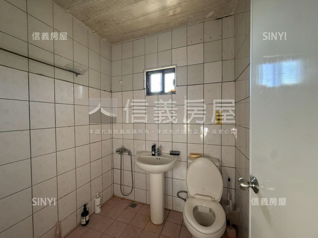 麗山國中邊間林蔭房屋室內格局與周邊環境