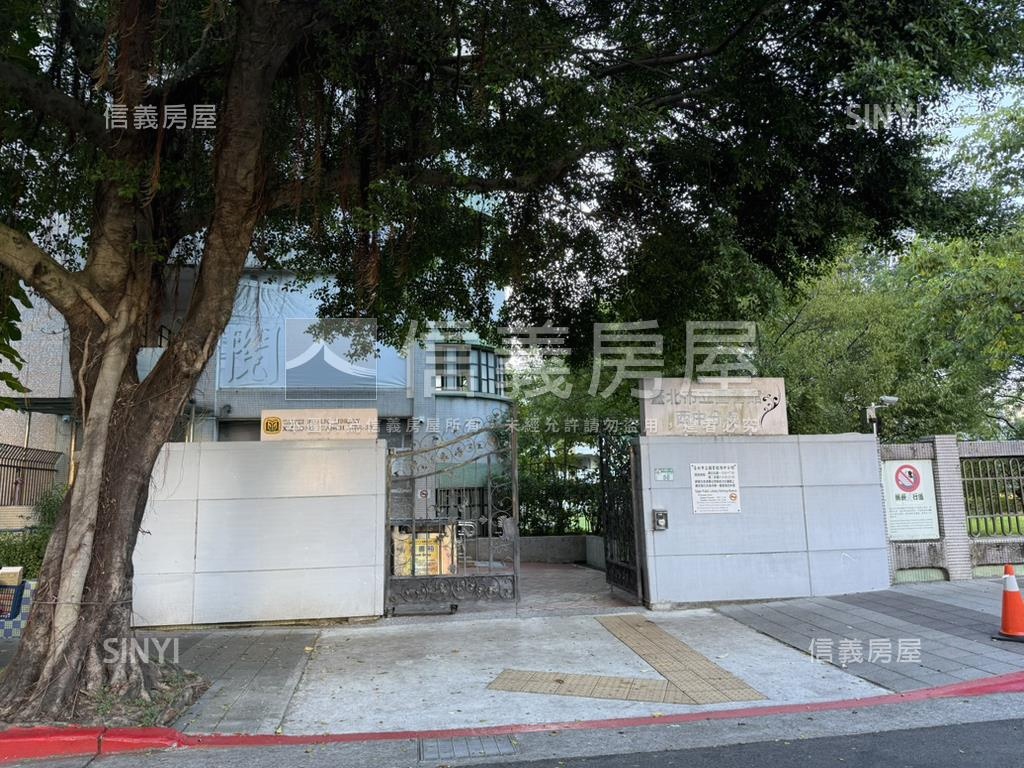 麗山國中邊間林蔭房屋室內格局與周邊環境