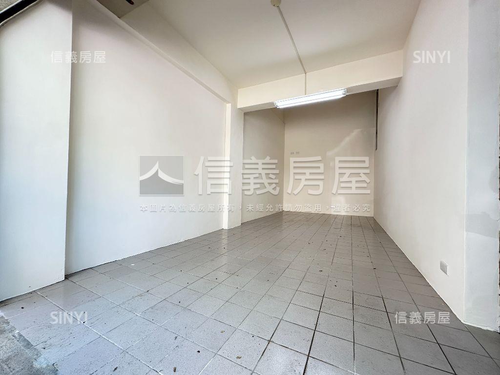先看北屯觀山景清幽美別墅房屋室內格局與周邊環境