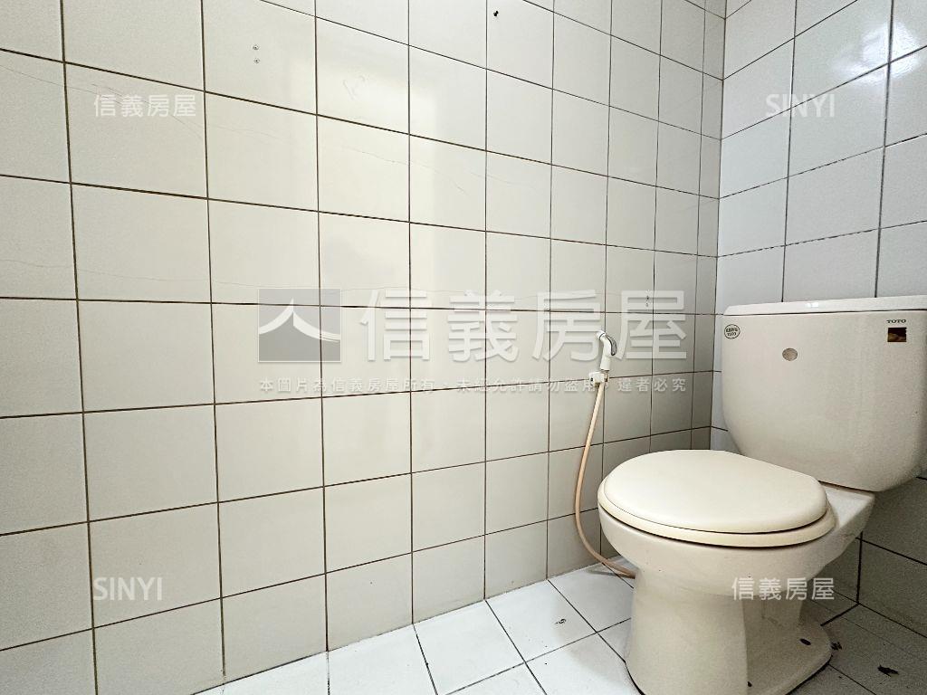 先看北屯觀山景清幽美別墅房屋室內格局與周邊環境