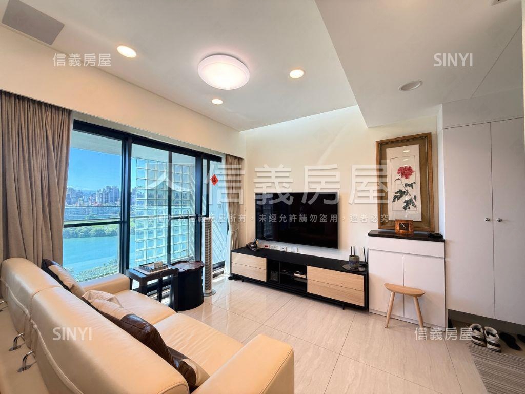 巨流河畔極景森活電梯三房房屋室內格局與周邊環境