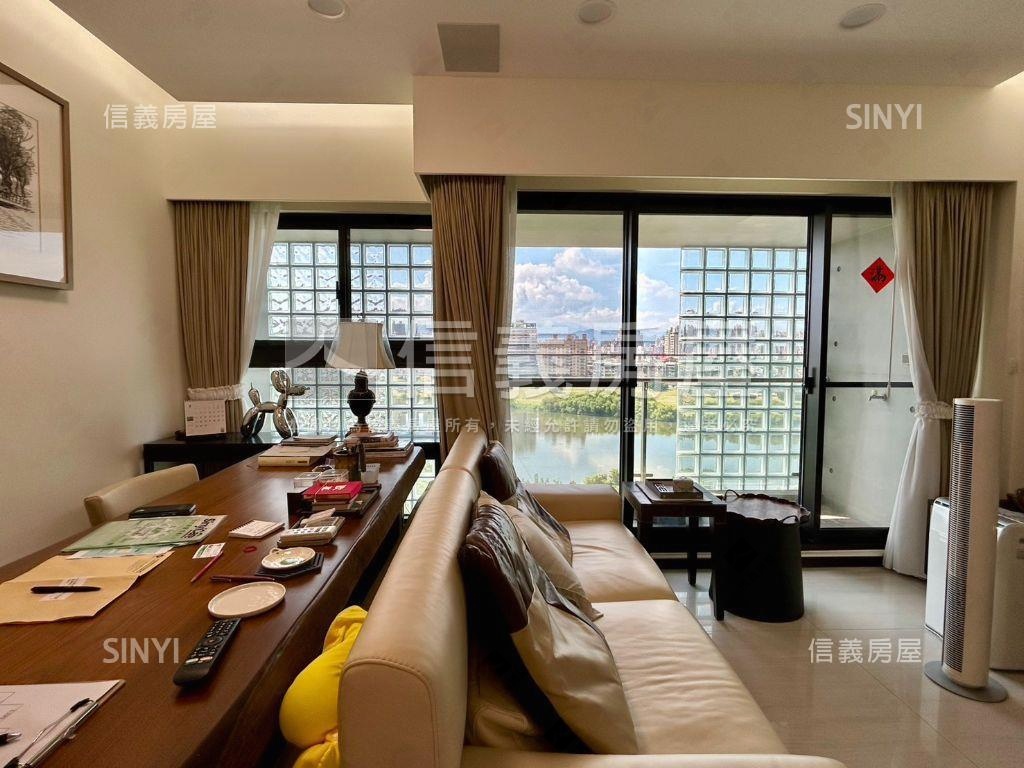 巨流河畔極景森活電梯三房房屋室內格局與周邊環境