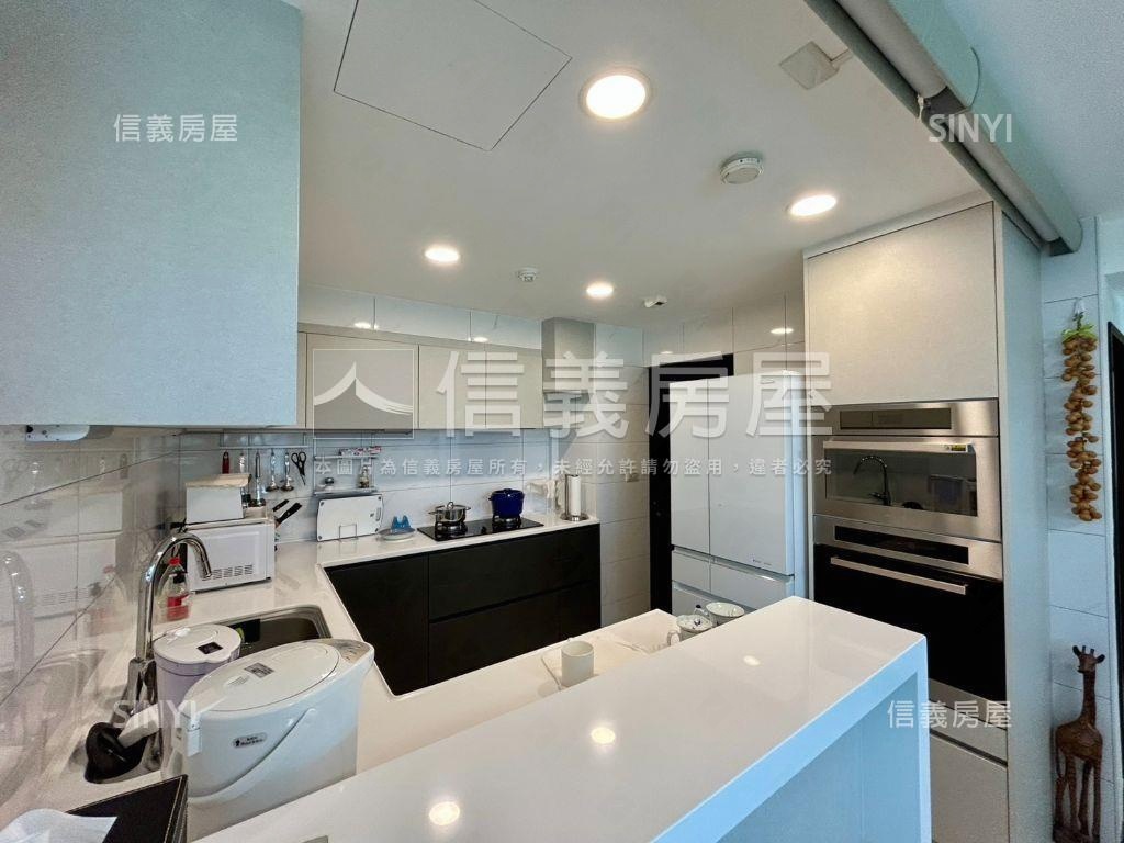 巨流河畔極景森活電梯三房房屋室內格局與周邊環境