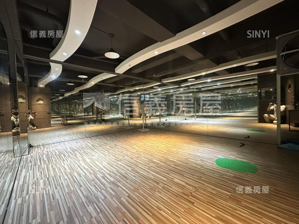 閃耀的采鑽房屋室內格局與周邊環境