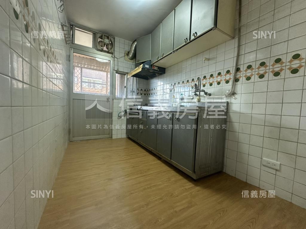 新案！成功國宅高樓景觀Ａ房屋室內格局與周邊環境