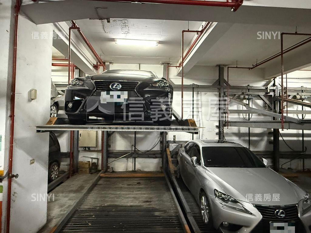 近三重站電梯大空間車位房屋室內格局與周邊環境