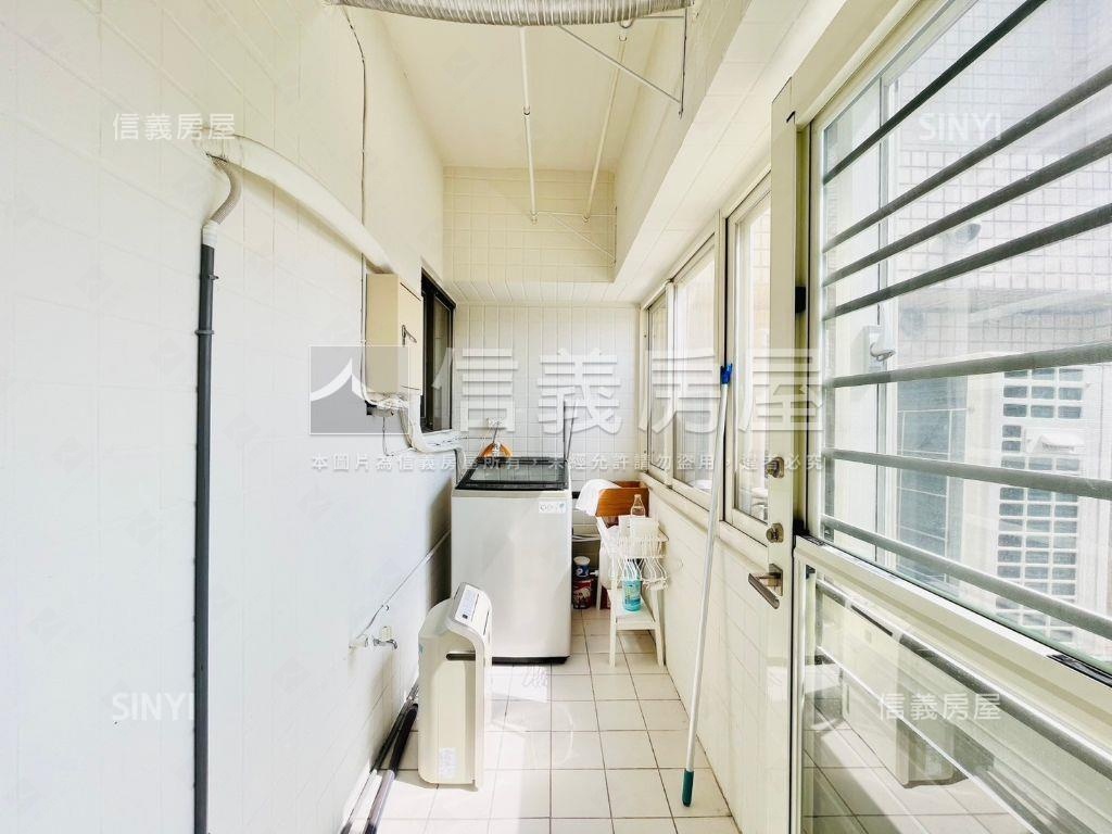 店長推薦捷運１＋１設計宅房屋室內格局與周邊環境