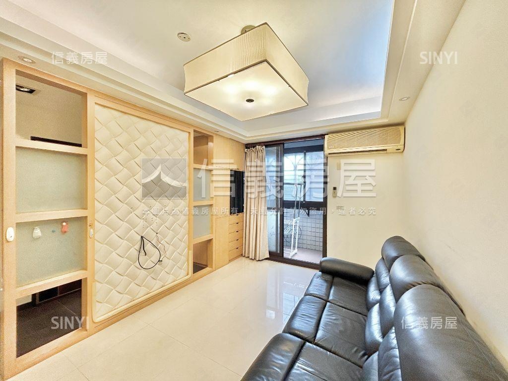 成家立業美３房平面車位房屋室內格局與周邊環境