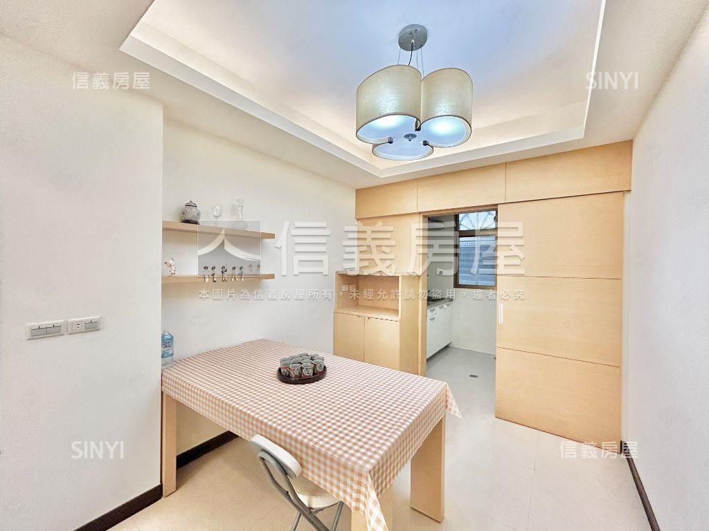 成家立業美３房平面車位房屋室內格局與周邊環境