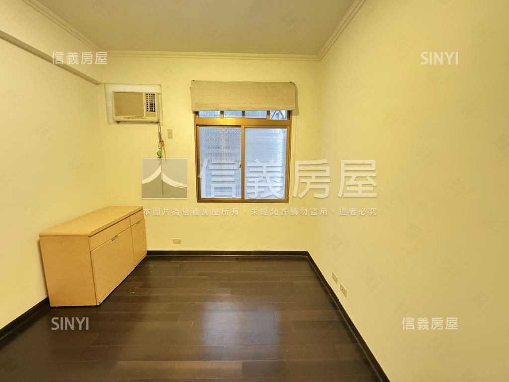 成家立業美３房平面車位房屋室內格局與周邊環境