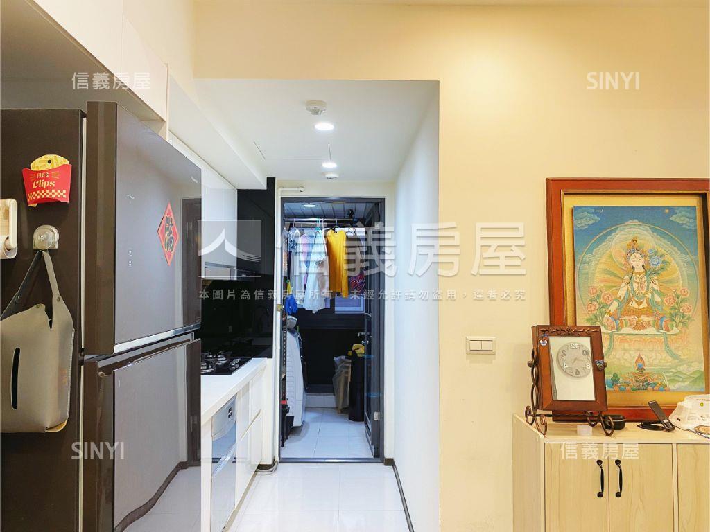 東大ＨＯＬＡ採光２房平車房屋室內格局與周邊環境