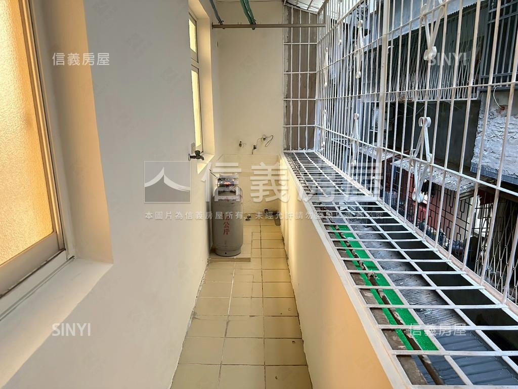 五峰國中．公寓３樓漂亮屋房屋室內格局與周邊環境