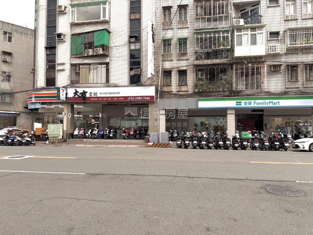 饕客之邸．自強商圈美寓房屋室內格局與周邊環境