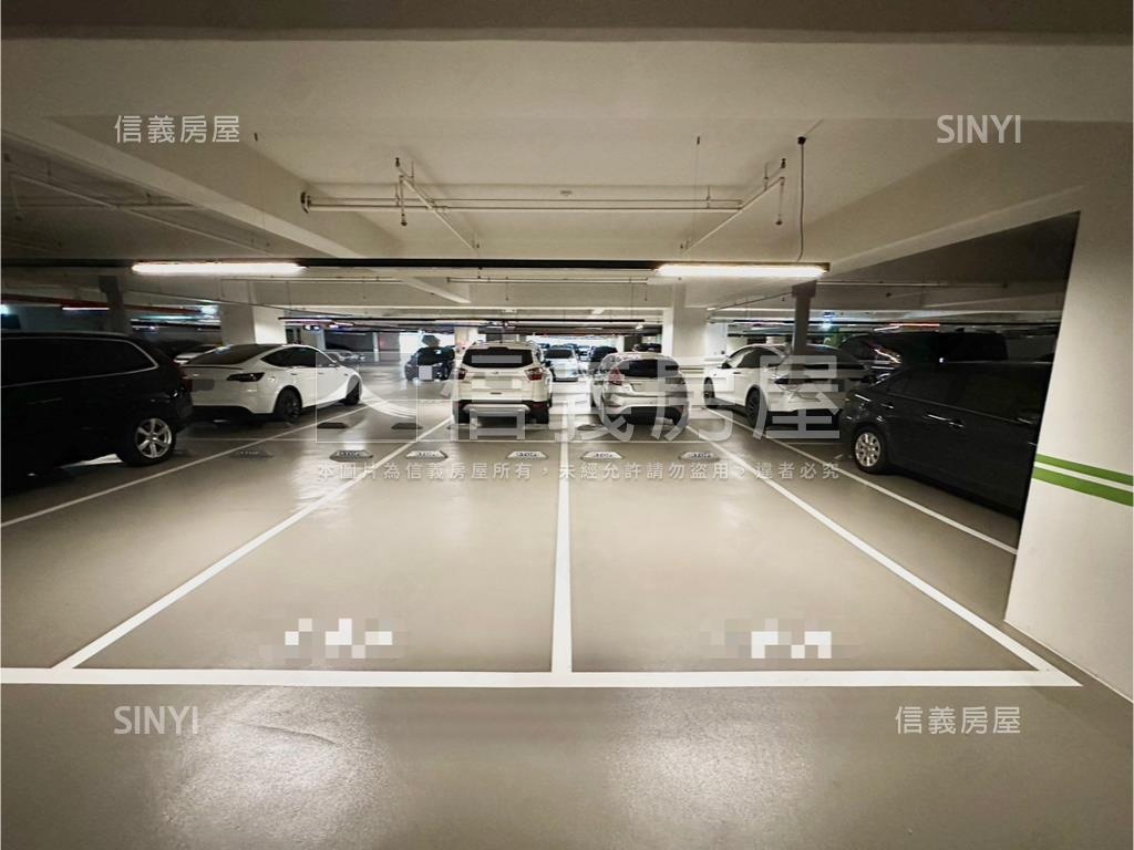 鉅虹水岸岩稀有釋出雙平車房屋室內格局與周邊環境