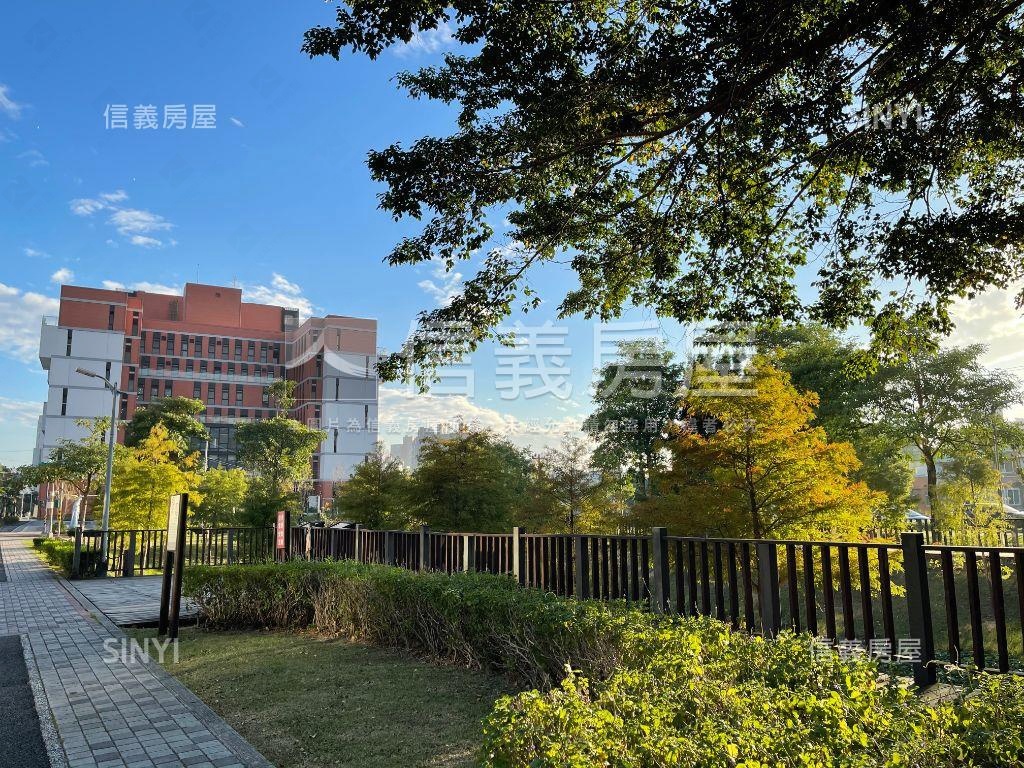 近奇岩重劃區大空間陽光屋房屋室內格局與周邊環境