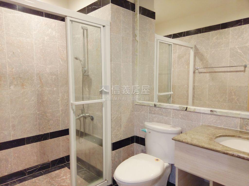 台北灣．江南面溪大四房房屋室內格局與周邊環境