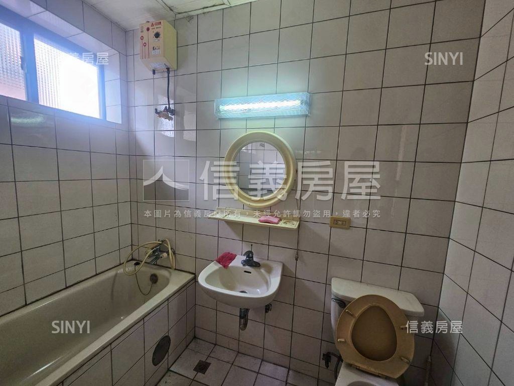 板橋南雅悠悠公寓三房房屋室內格局與周邊環境